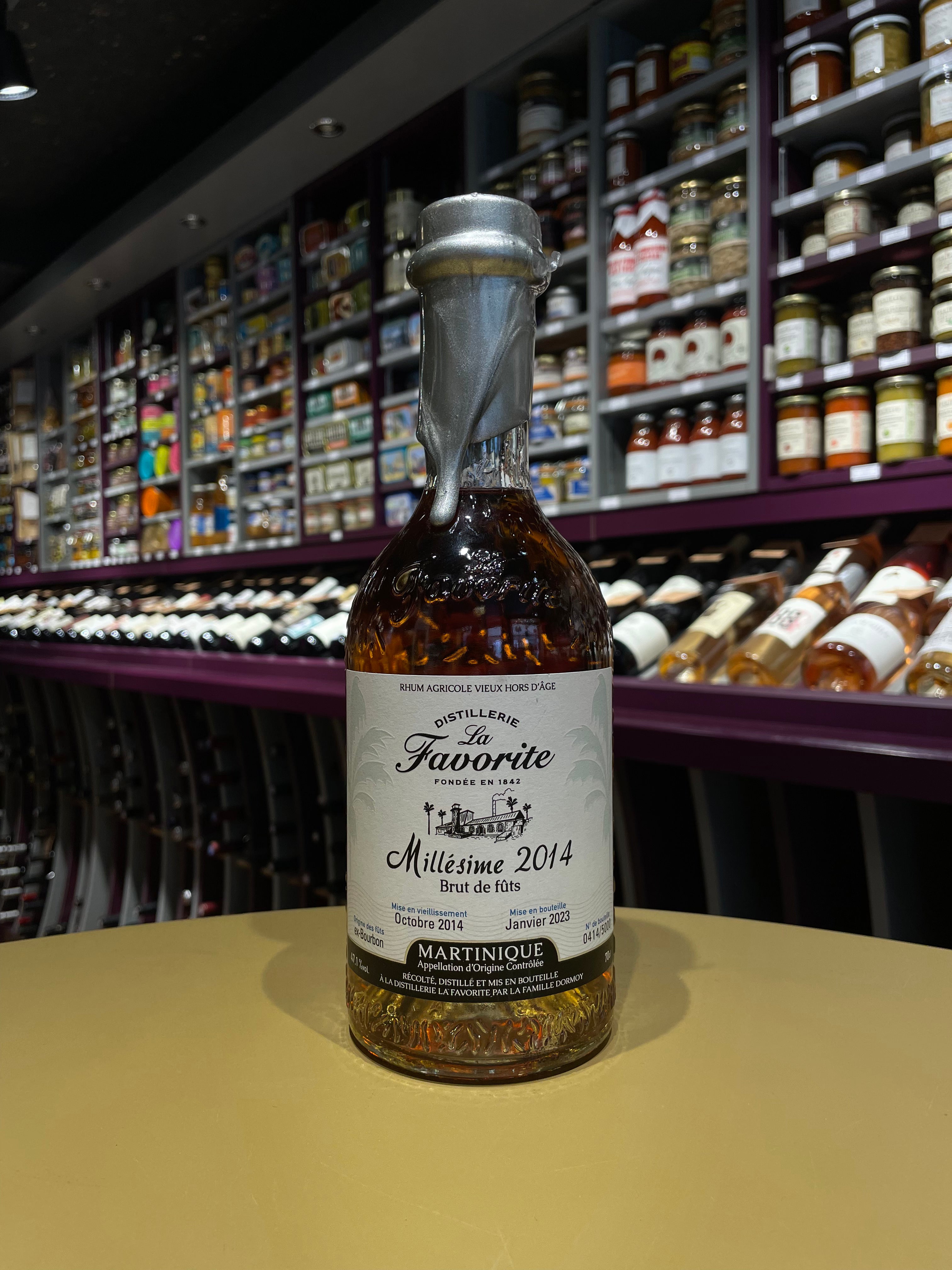 RHUM LA FAVORITE Millésime 2014 Hors d'Age 47,1%- 70 cl