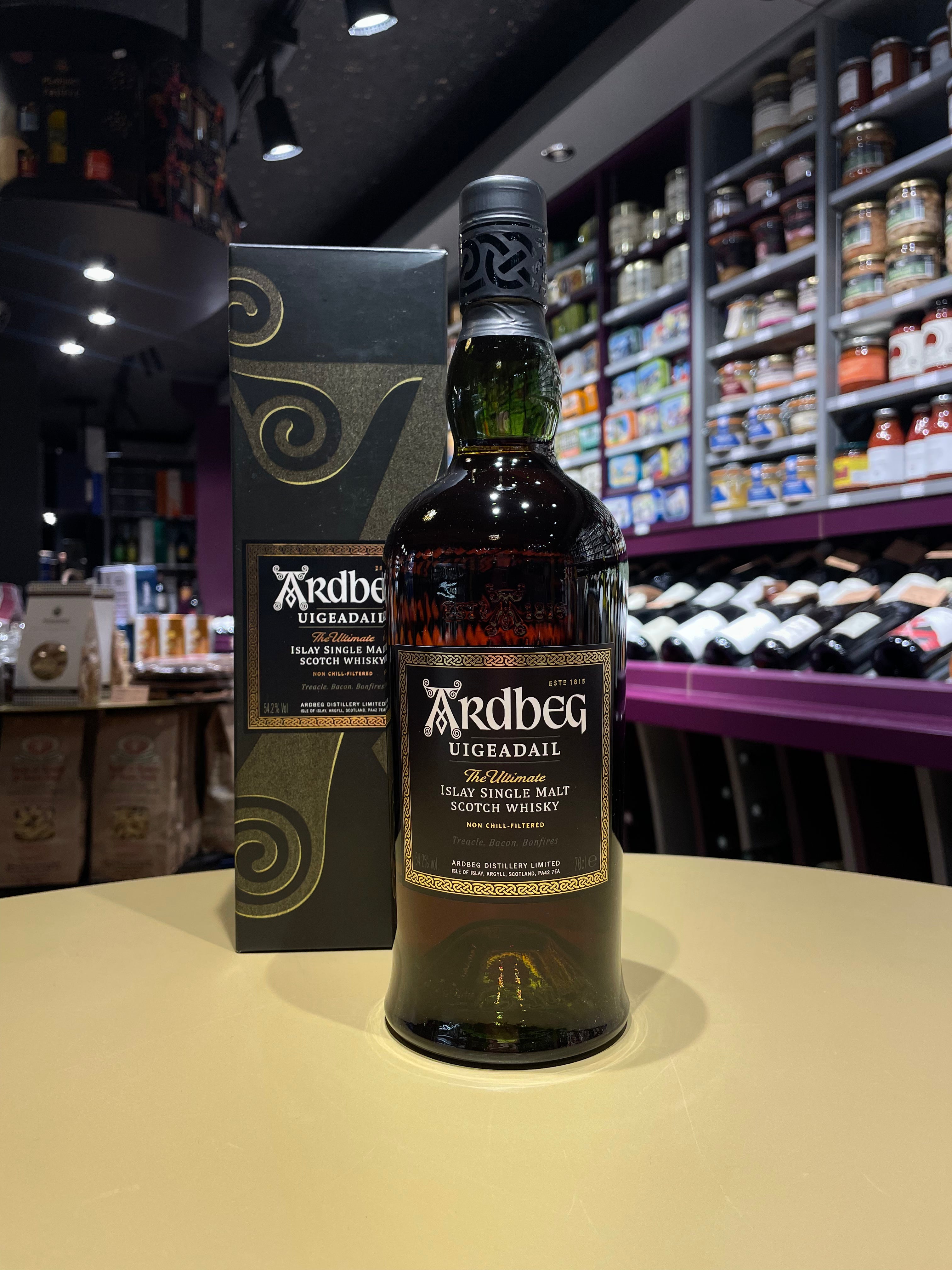 WHISKY ARDBEG Uigeadail 54,2% - 70cl - Ecosse