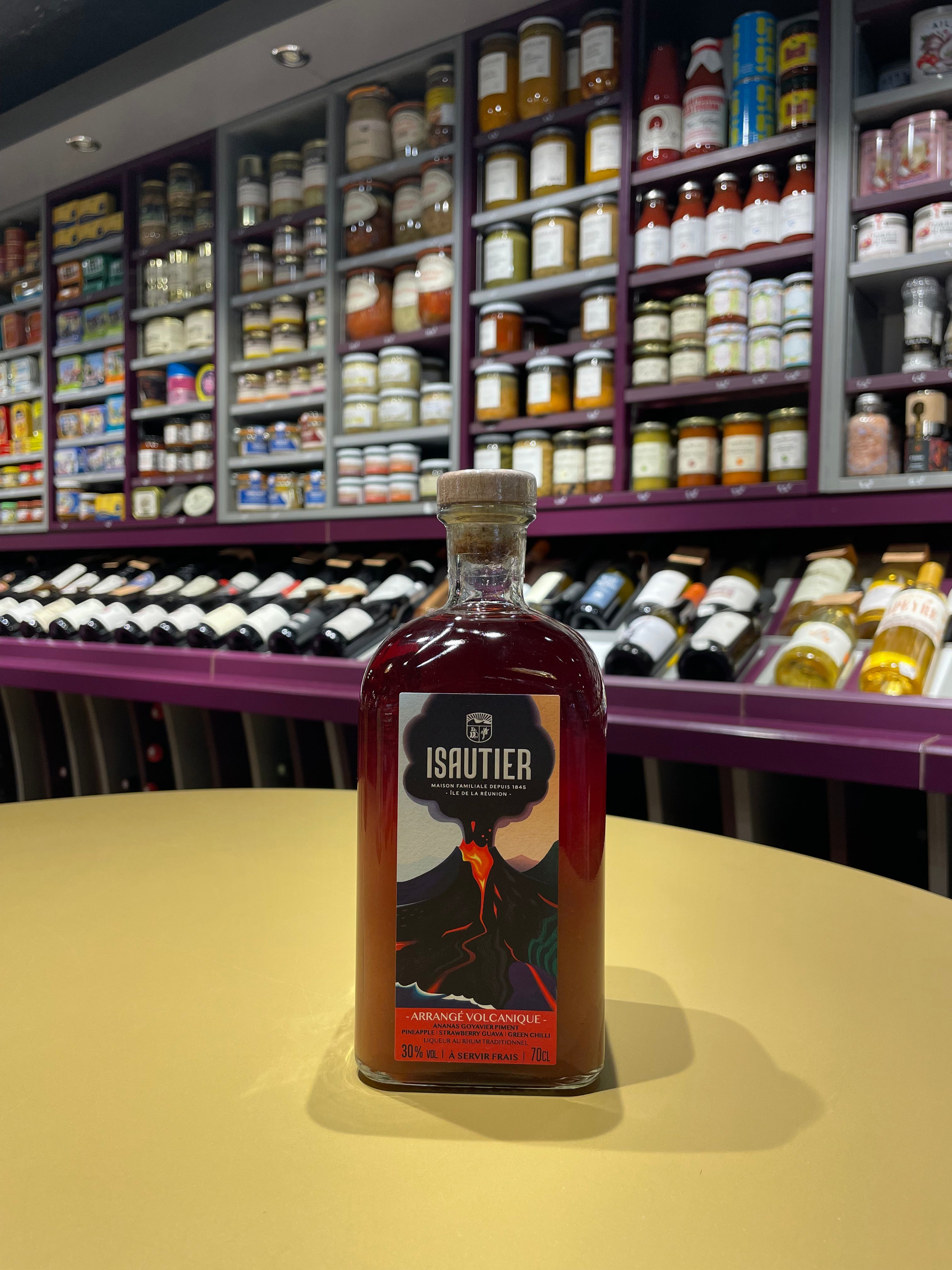 Rhum Arrangé Volcanique Ananas Goyavier Piment – Isautier