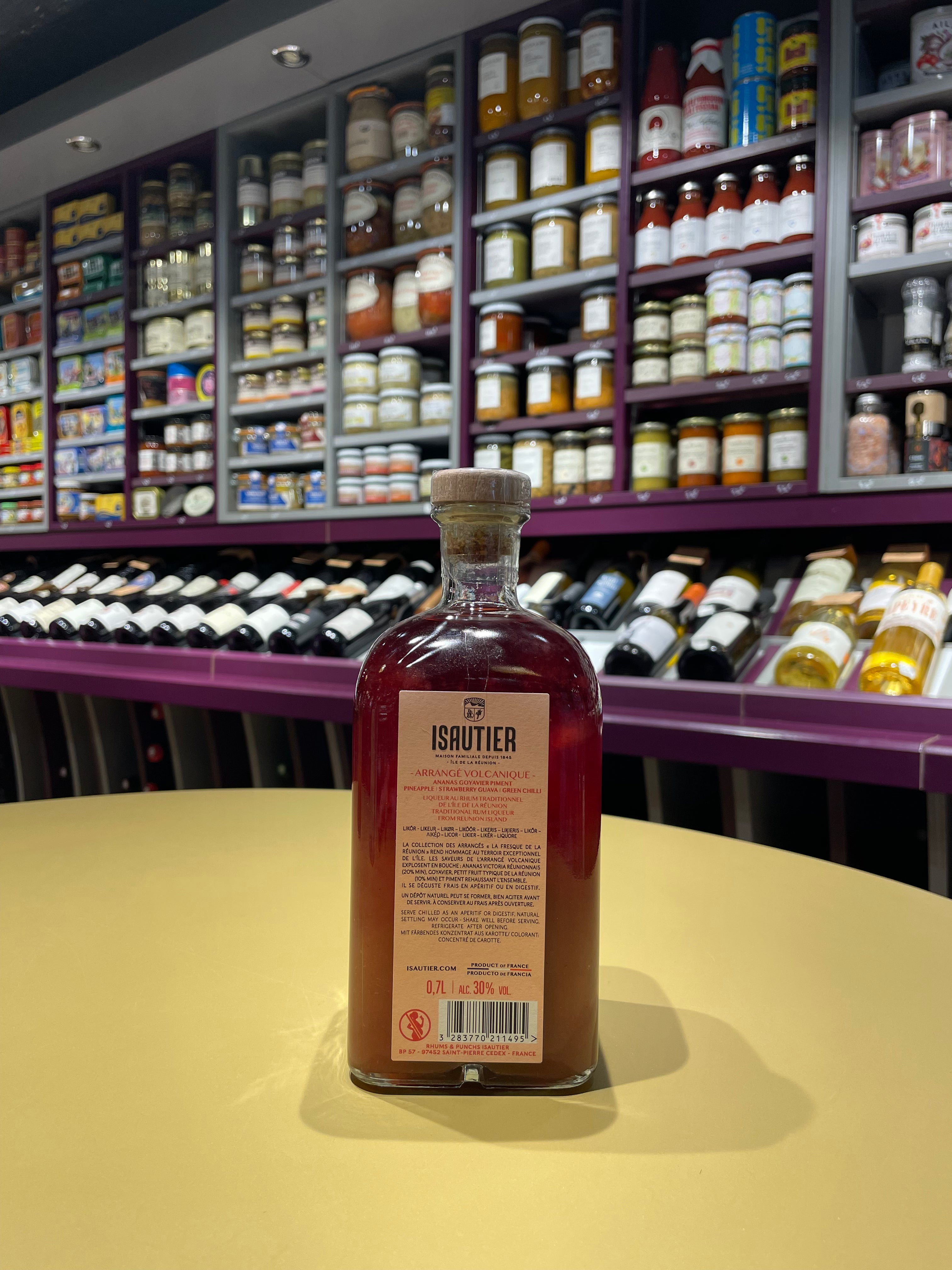 Rhum Arrangé Volcanique Ananas Goyavier Piment – Isautier